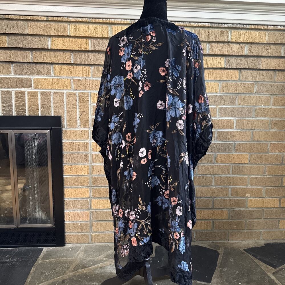 Torrid Velvet Burnout Kimono Open Front Womens 3/4 Floral Boho Romantic - Picture 3 of 6